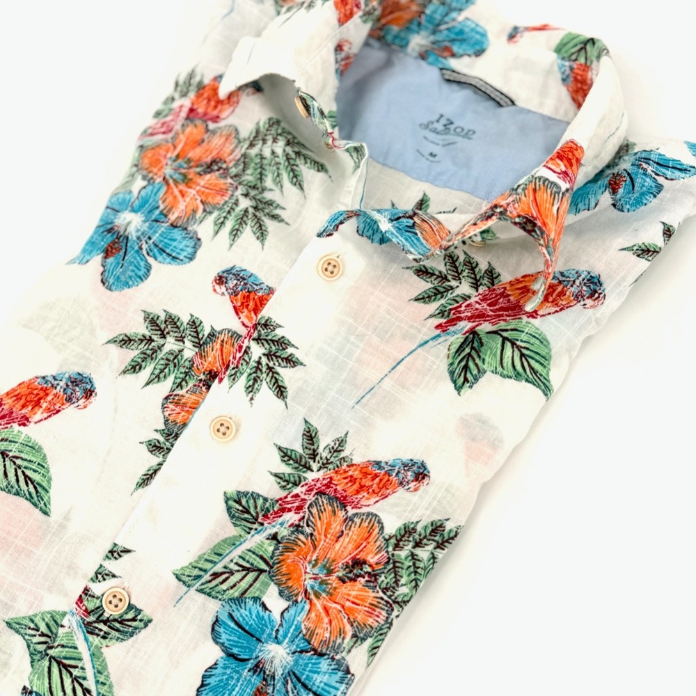 IZOD Saltwater Button Down Mens Medium White Tropical Parrot Excellent Shirt